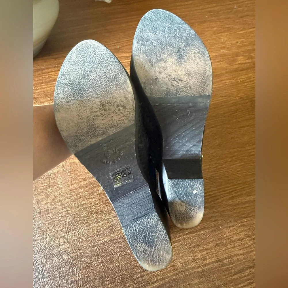 Free People leather Black‎ Women's Heeled Clog Sandals - Picture 2 of 6